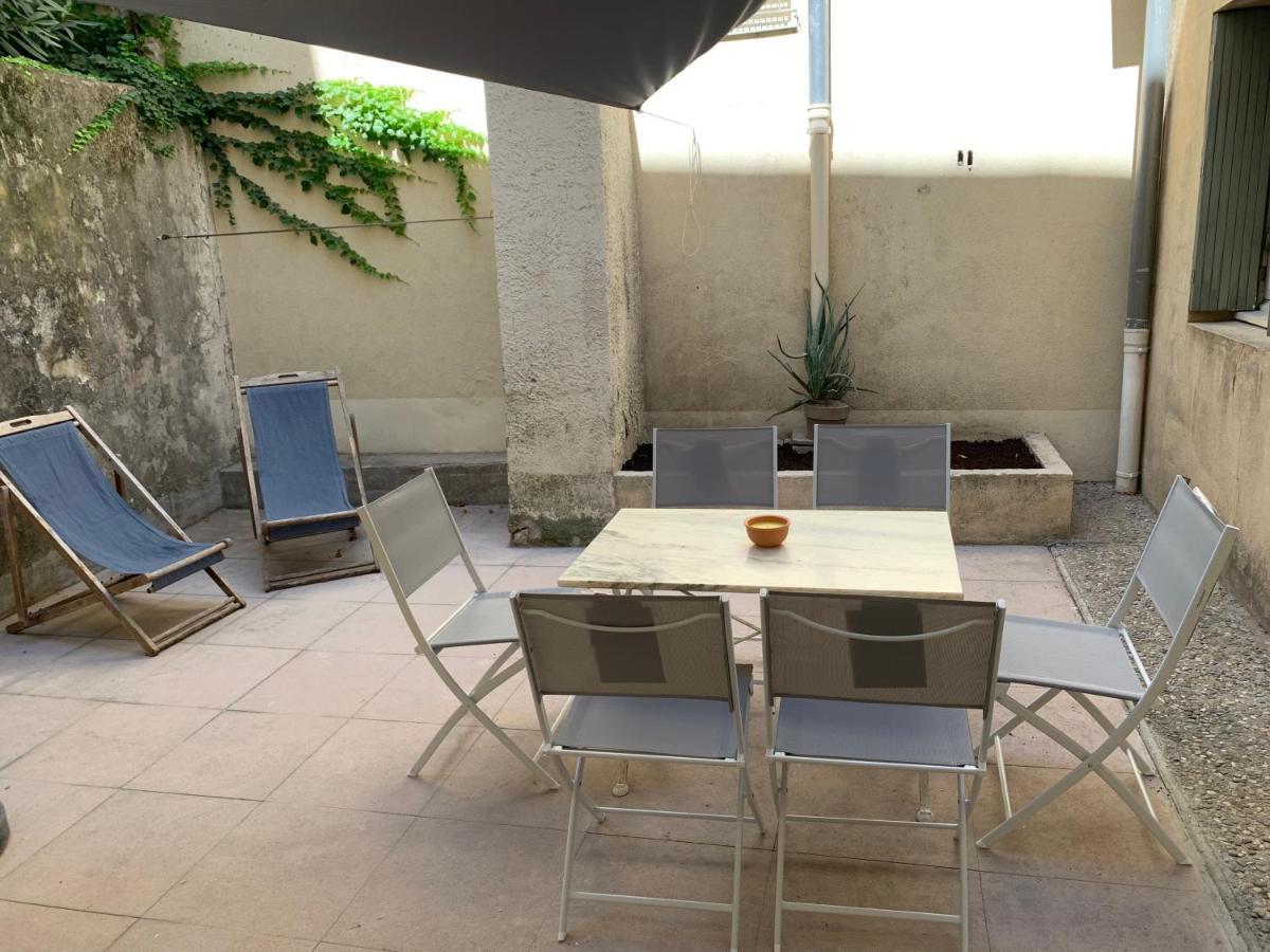 Appartement Intra Muros Avec Cour Privee Avignon Ngoại thất bức ảnh