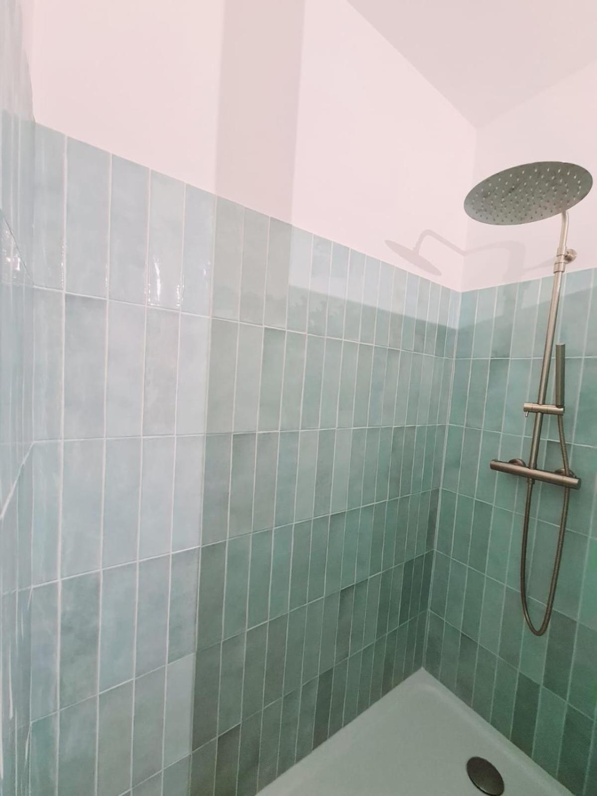 Appartement Intra Muros Avec Cour Privee Avignon Ngoại thất bức ảnh