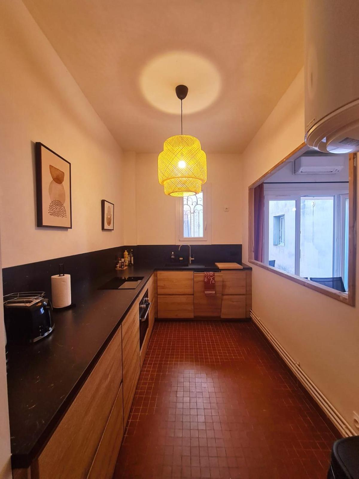 Appartement Intra Muros Avec Cour Privee Avignon Ngoại thất bức ảnh